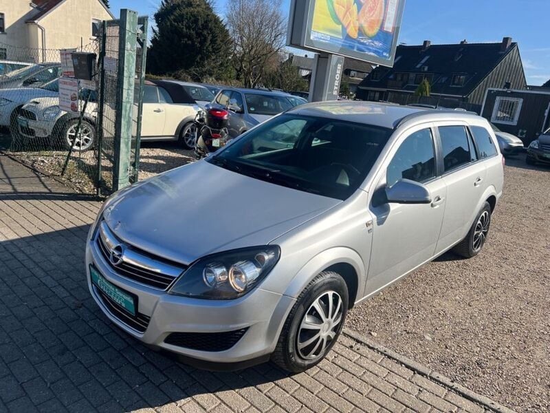 Argon silber/ice silver (m2) Gebraucht 2010 Opel Astra Edition Kleinwagen | 1.499 € (Guter Preis) - Bild 1/4
