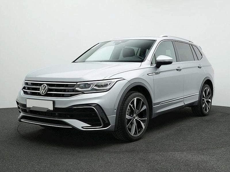 Silber Gebraucht 2024 VW ID.7 Limousine | 44.789 € (Superpreis) - Bild 1/4
