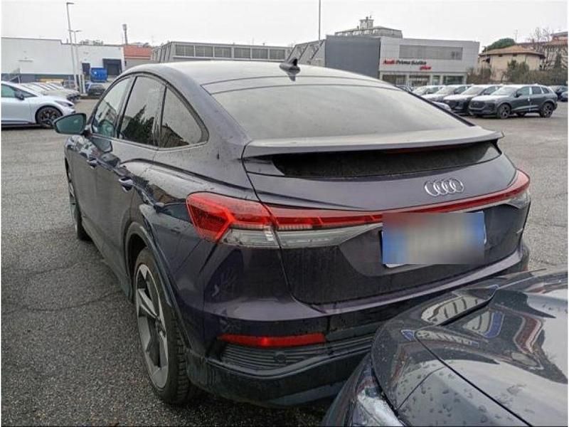 Gebraucht Audi e-tron Sportback S-Line 219 kW (299 PS) 2023 Auroraviolett metallic (metallic) SUV
