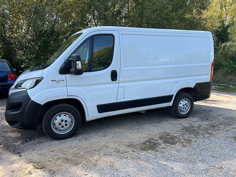 Weiß Gebraucht 2017 Fiat Ducato Van | 12.200 € (Fairer Preis) - Bild 1/4