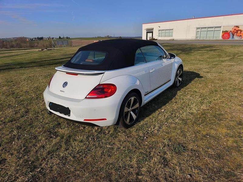 Gebraucht VW Beetle Cabriolet Cup 105 PS (77 kW) 2014 Weiß Cabrio