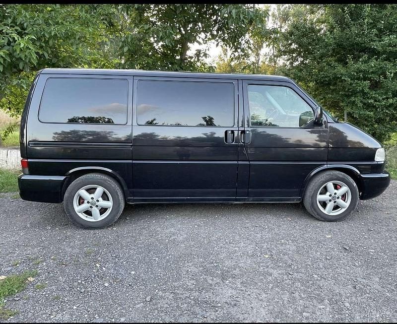 Używany VW T4 Highline 151 KM (111 kW) 2002 Czarny Van