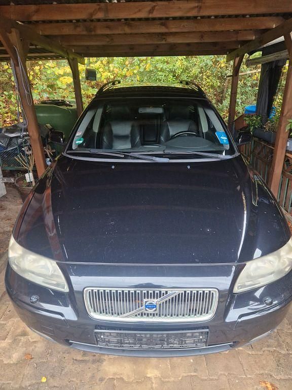 Schwarz Gebraucht 2005 Volvo V70 Kinetic Kombi | 1.300 € (Superpreis) - Bild 1/4