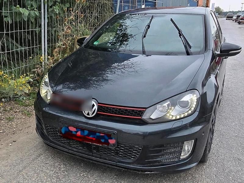 Schwarz Gebraucht 2011 VW Golf VI Edition Kombi | 10.799 € (Teuer) - Bild 1/4