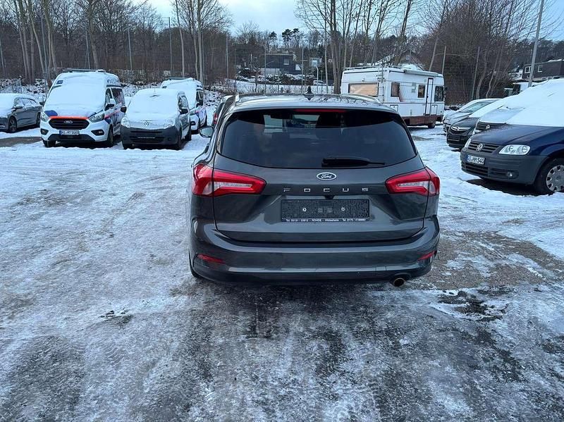 Gebraucht Ford Focus Cool & Connect 120 PS (88 kW) 2020 Magneticgrau (metallic) Kombi
