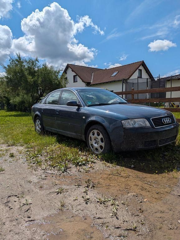 Grau Gebraucht 2001 Audi A6 Sport Limousine | 1.600 € (Superpreis) - Bild 1/4