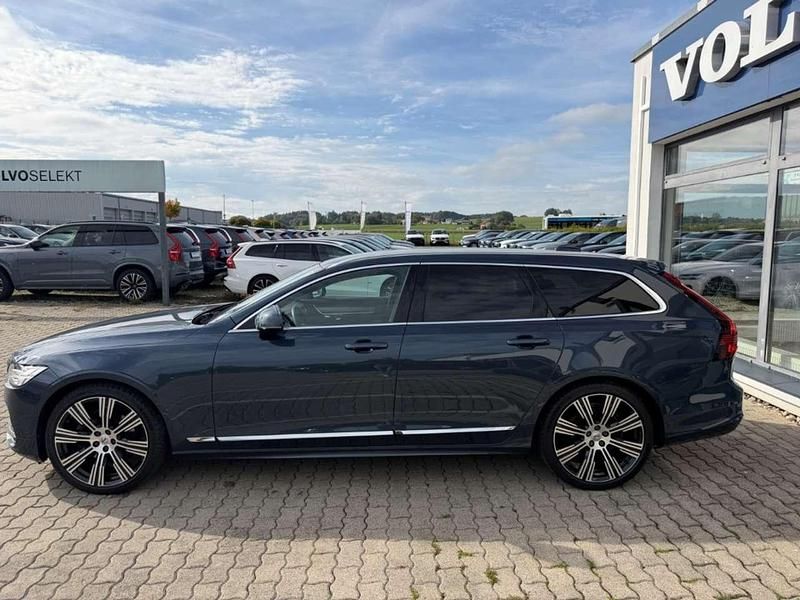 Gebraucht Volvo V90 Plus 197 PS (144 kW) 2022 Blau Kombi