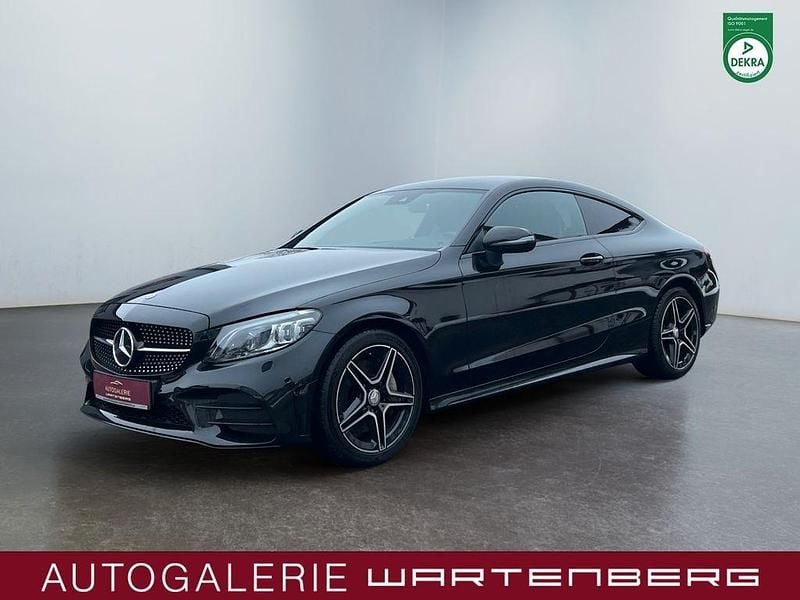 Gebraucht Mercedes C300 AMG line 258 PS (189 kW) 2018 Schwarz Coupé