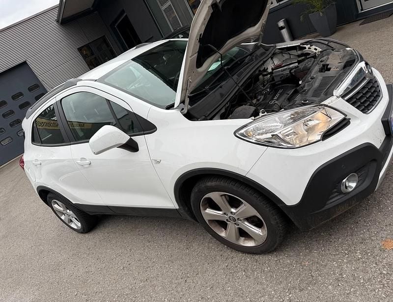 Weiß Gebraucht 2014 Opel Mokka SUV | 5.300 € (Superpreis) - Bild 1/4