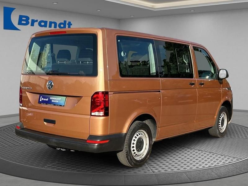 Gebraucht VW Caravelle Trendline 150 PS (110 kW) 2021 Van