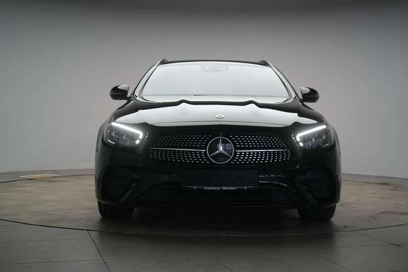 Gebraucht Mercedes E300 AMG 211 PS (155 kW) 2022 Schwarz Kombi