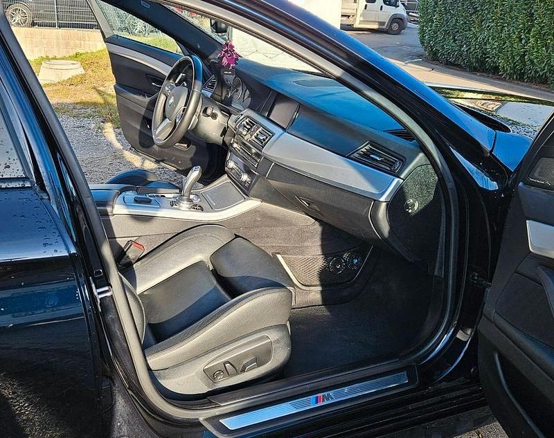 Używany BMW 520 Performance 190 KM (139 kW) 2016 Niebieski Kombi
