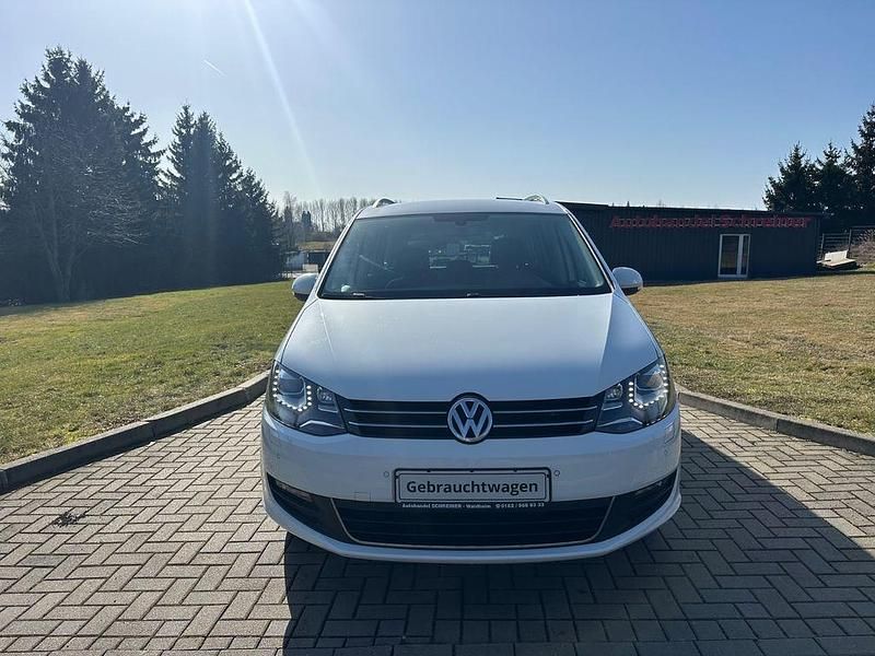 Gebraucht VW Sharan Cup 150 PS (110 kW) 2015 Weiß Van / Kleinbus