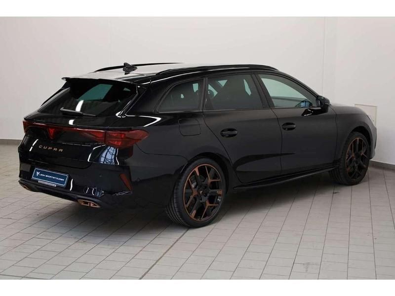 Neu Cupra Leon VZ 272 PS (200 kW) 2026 Midnight schwarz metallic Kombi