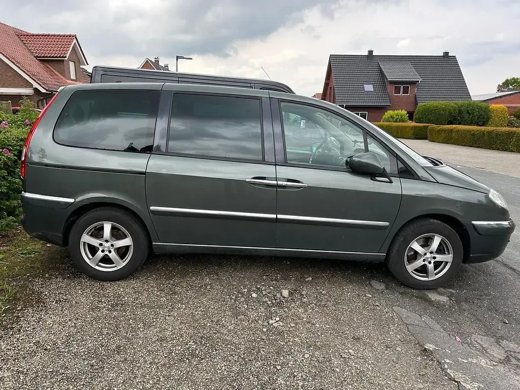 Gebraucht Citroën C8 163 PS (119 kW) 2011 Grau Van / Kleinbus