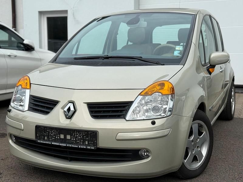 Grau Gebraucht 2005 Renault Modus Initiale Van / Kleinbus | 2.990 € (Fairer Preis) - Bild 1/4