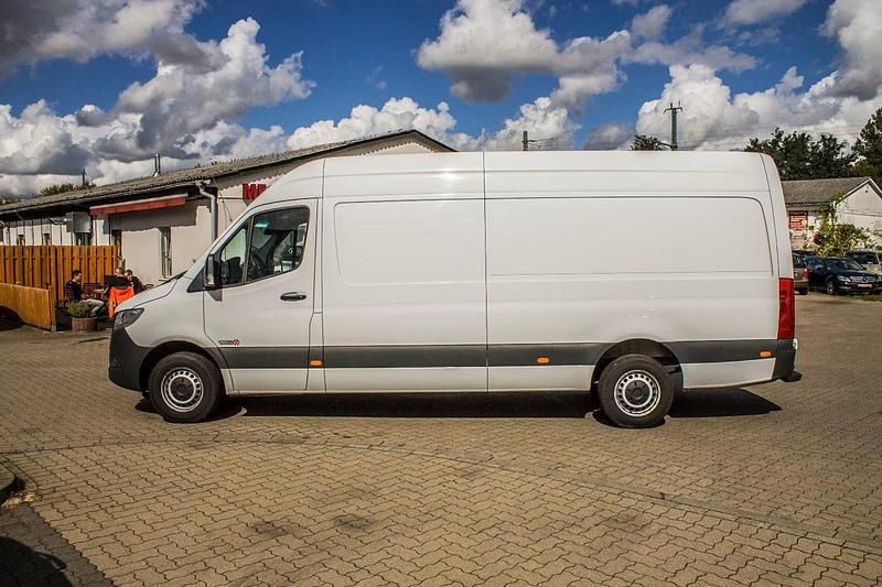 Gebraucht Mercedes Sprinter 174 PS (127 kW) 2021 Weiß Van