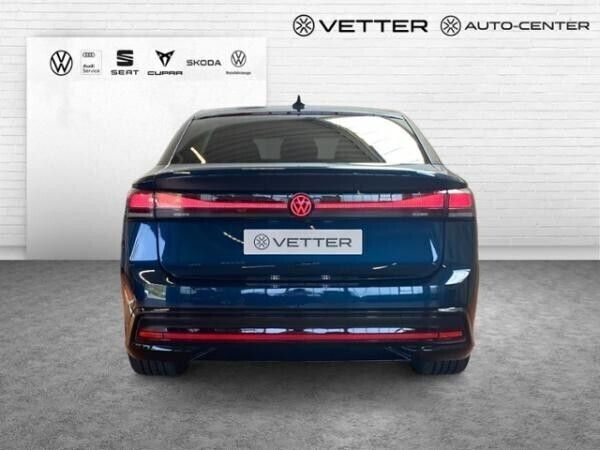 Neu VW ID.7 Pro 210 kW (286 PS) 2025 Schwarz (blau (aquamarinblau metallic / schwarz)) Kleinwagen