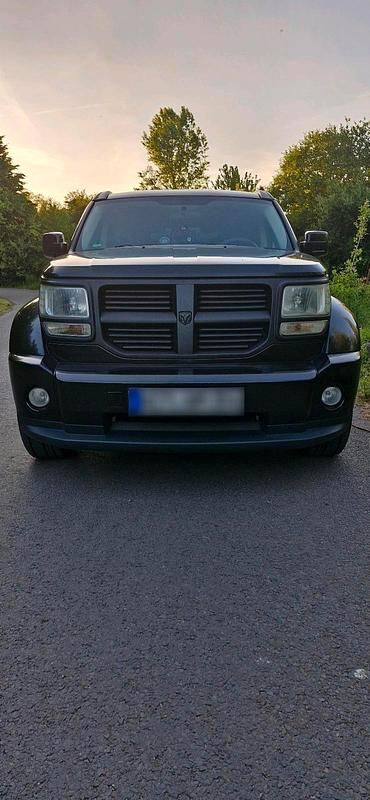 Second-hand Dodge Nitro 177 CP (130 kW) 2009 Negru SUV
