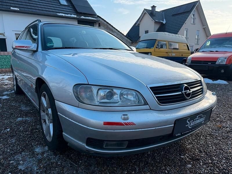 Gebraucht Opel Omega 210 PS (154 kW) 1999 Silber Kombi