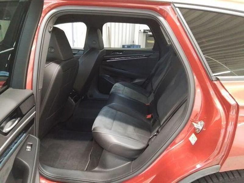 Gebraucht VW ID.7 Pro 210 kW (286 PS) 2025 Rot Kombi