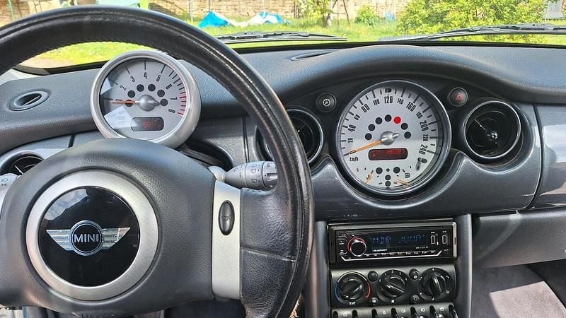 Gebraucht Mini Cooper 90 PS (66 kW) 2003 Grün Kleinwagen