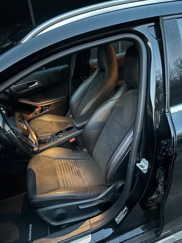 Gebraucht Mercedes GLA200 AMG line 156 PS (114 kW) 2015 Schwarz SUV