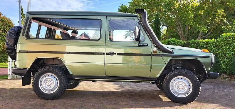 Gebraucht Mercedes G300 88 PS (64 kW) 1990 Grün zypressengrün metallic SUV