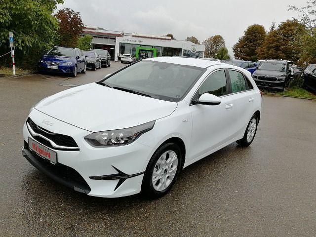 Neu Kia Ceed Vision 99 PS (72 kW) 2025 Weiß Kleinwagen