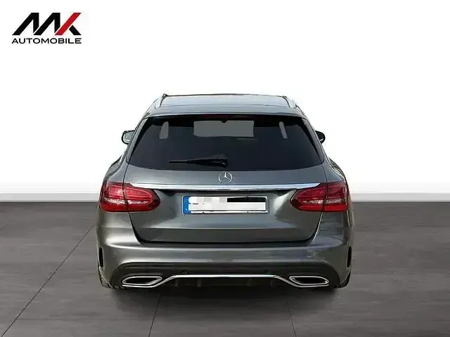 Gebraucht Mercedes C220 AMG 194 PS (142 kW) 2018 Grau Kombi