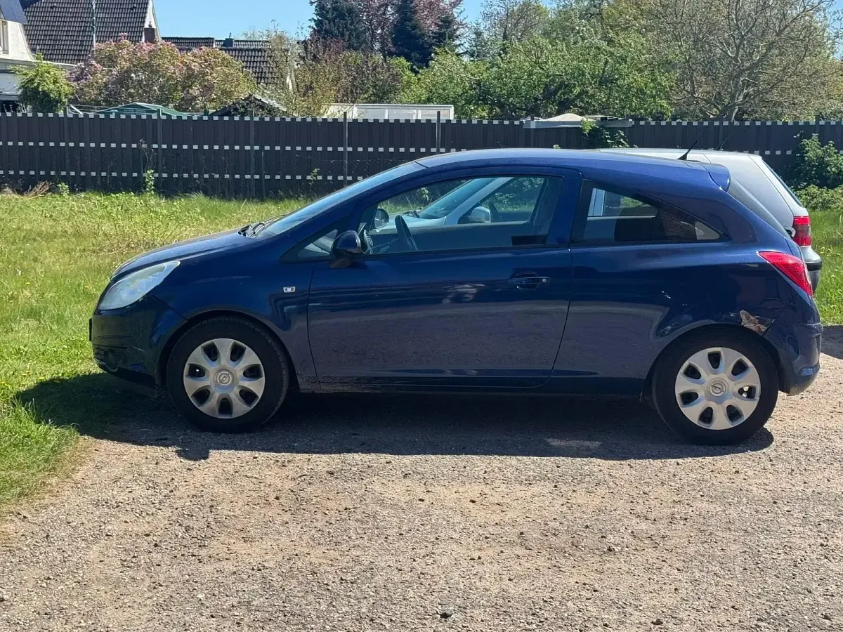 Używany Opel Corsa 60 KM (44 kW) 2008 Hatchback