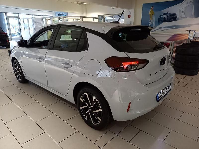 Neu Opel Corsa Edition 110 PS (80 kW) 2025 Schwarz Limousine