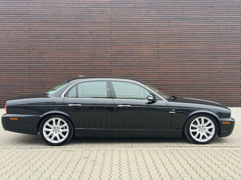 Gebraucht Jaguar XJ6 Sovereign 207 PS (152 kW) 2008 Schwarz Limousine