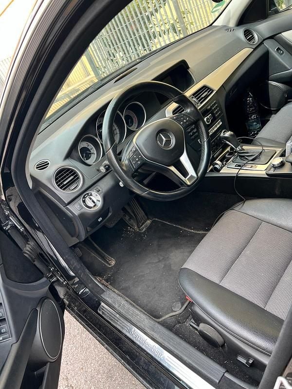 Gebraucht Mercedes C250 204 PS (150 kW) 2013 Schwarz Kombi