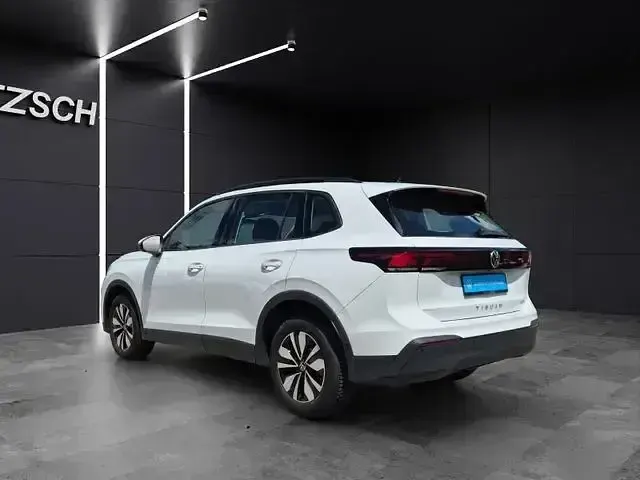 Gebraucht VW Tiguan Life 131 PS (96 kW) 2025 Weiß SUV