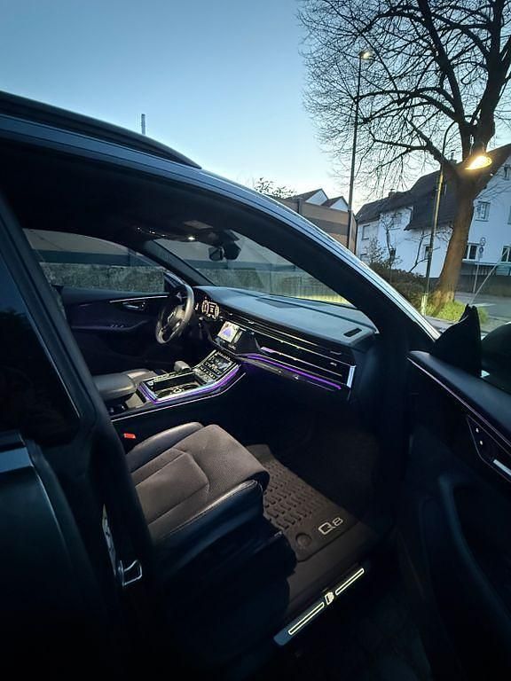 Gebraucht Audi Q8 S-Line 286 PS (210 kW) 2019 SUV