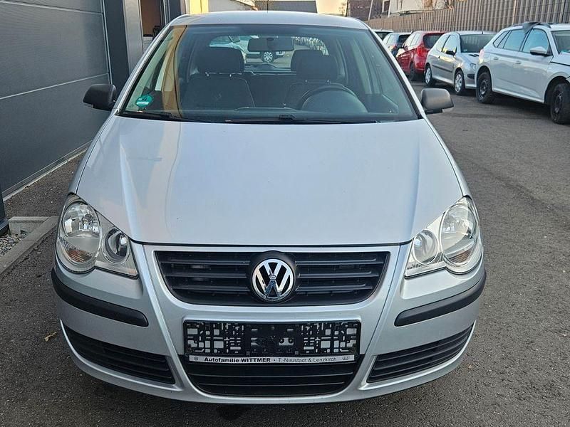 Gebraucht VW Polo Trendline 64 PS (47 kW) 2005 Silber Kleinwagen