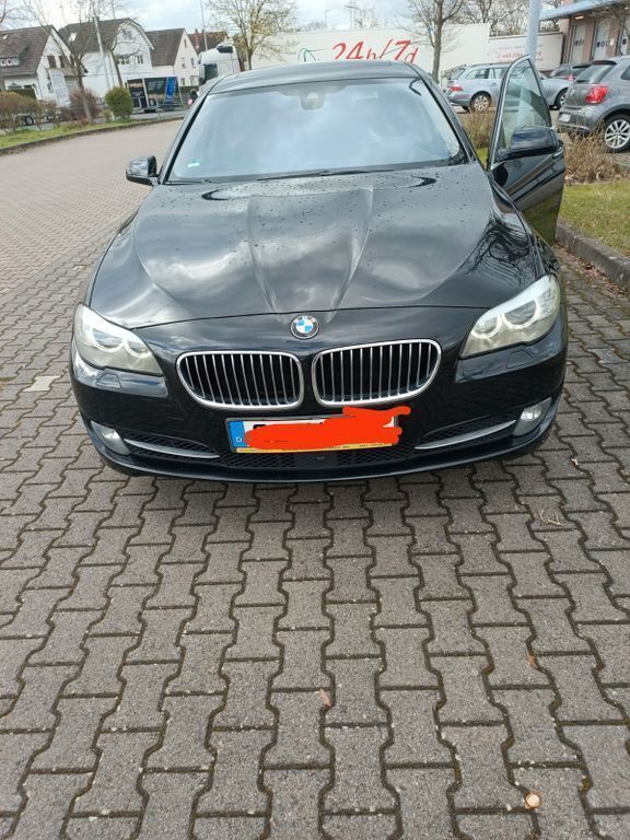 Schwarz Gebraucht 2012 BMW 535 Sport Line Kombi | 15.000 € (Fairer Preis) - Bild 1/4