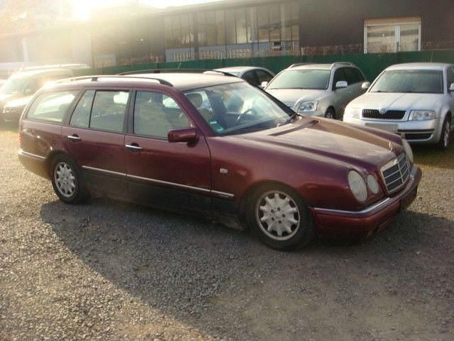 Gebraucht Mercedes E230 Elegance 150 PS (110 kW) 1997 Kombi