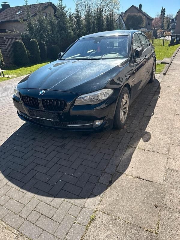 Gebraucht BMW 525 204 PS (150 kW) 2010 Schwarz Limousine
