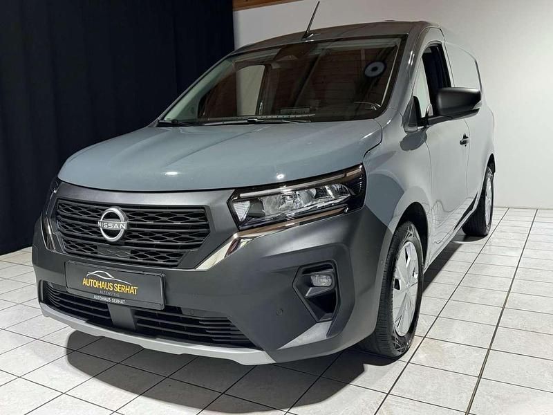 Grau Gebraucht 2024 Nissan Townstar Van / Kleinbus | 17.990 € (Superpreis) - Bild 1/4
