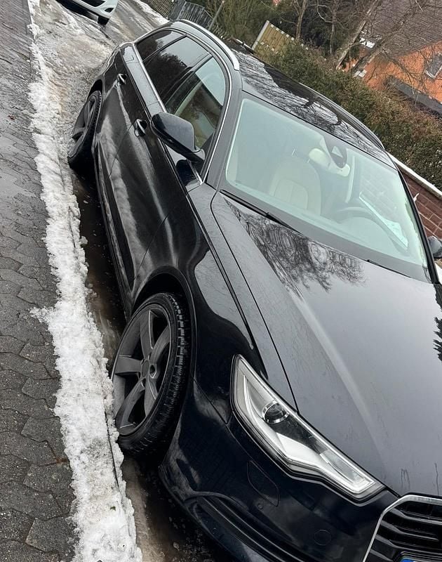 Gebraucht Audi A6 204 PS (150 kW) 2014 Schwarz Kombi