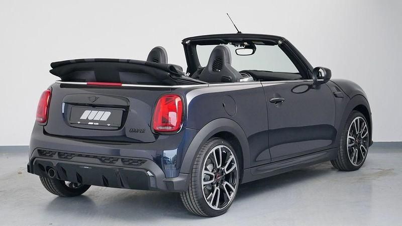 Gebraucht Mini Cooper Cabriolet 136 PS (100 kW) 2022 Enigmatic black metallic (schwar (metallic) Cabrio