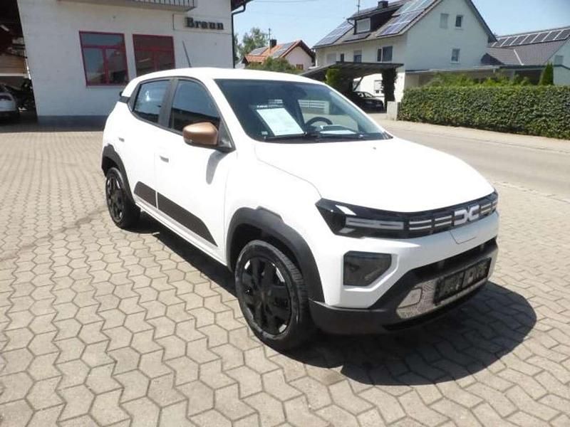 Kaolinweiß Neu 2025 Dacia Spring Extreme Kleinwagen | 19.900 € (Etwas zu teuer) - Bild 1/4