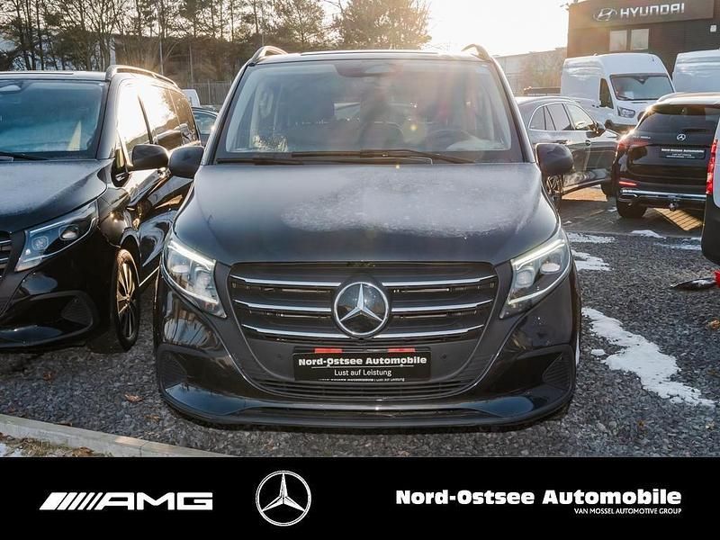 Second-hand Mercedes Vito 163 CP (119 kW) 2024 Gri Van