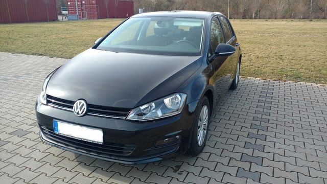 Gebraucht VW Golf VII 122 PS (89 kW) 2014 Schwarz metallic Limousine