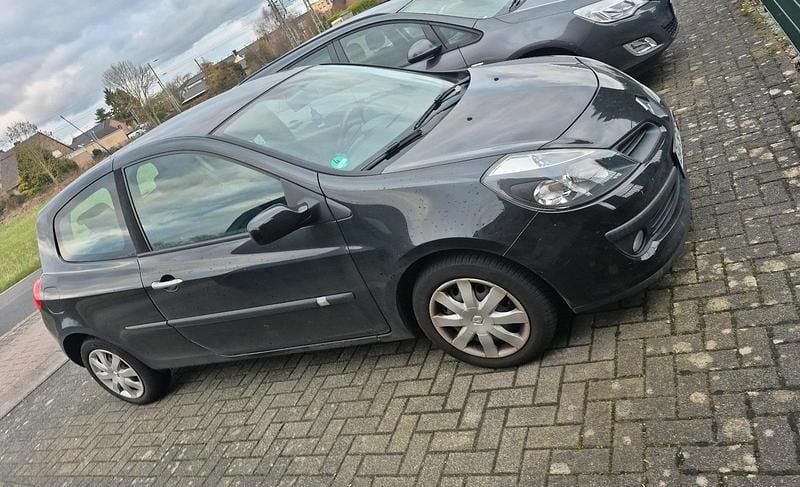 Gebraucht Renault Clio III Exception 75 PS (55 kW) 2008 Schwarz Kleinwagen