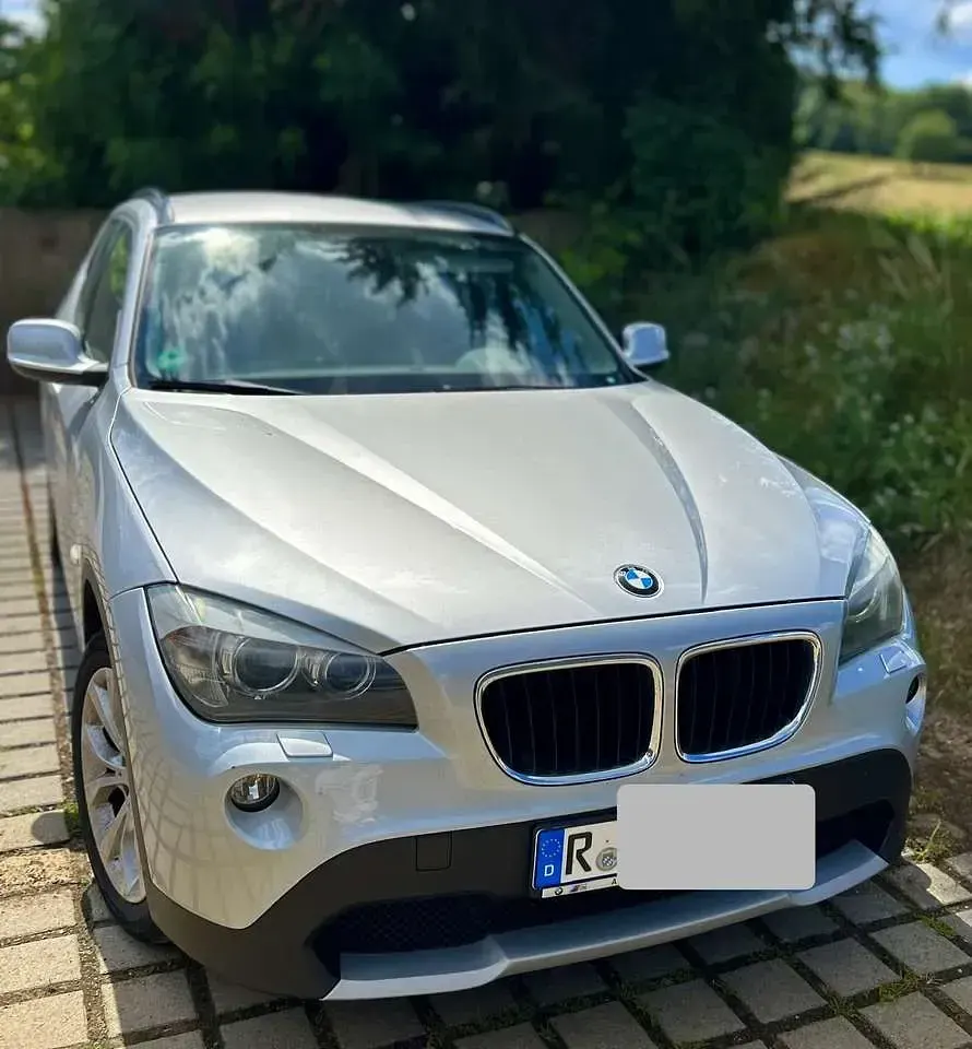 Gebraucht BMW X1 150 PS (110 kW) 2012 Silber SUV