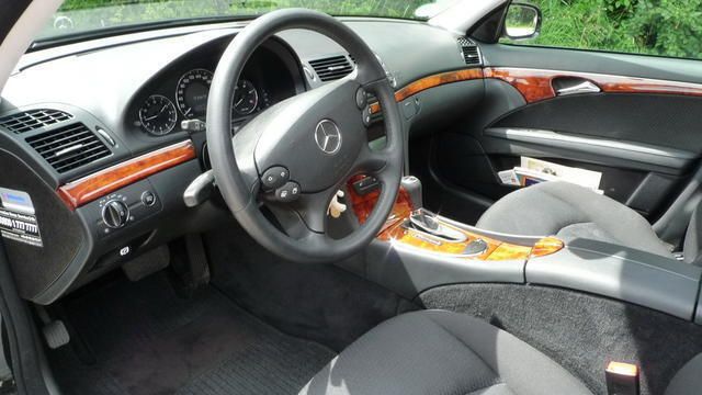 Gebraucht Mercedes E220 Elegance 170 PS (125 kW) 2007 Schwarz Limousine