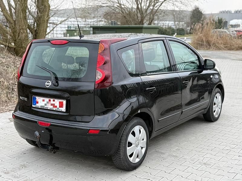 Gebraucht Nissan Note 88 PS (64 kW) 2013 Schwarz Kleinwagen